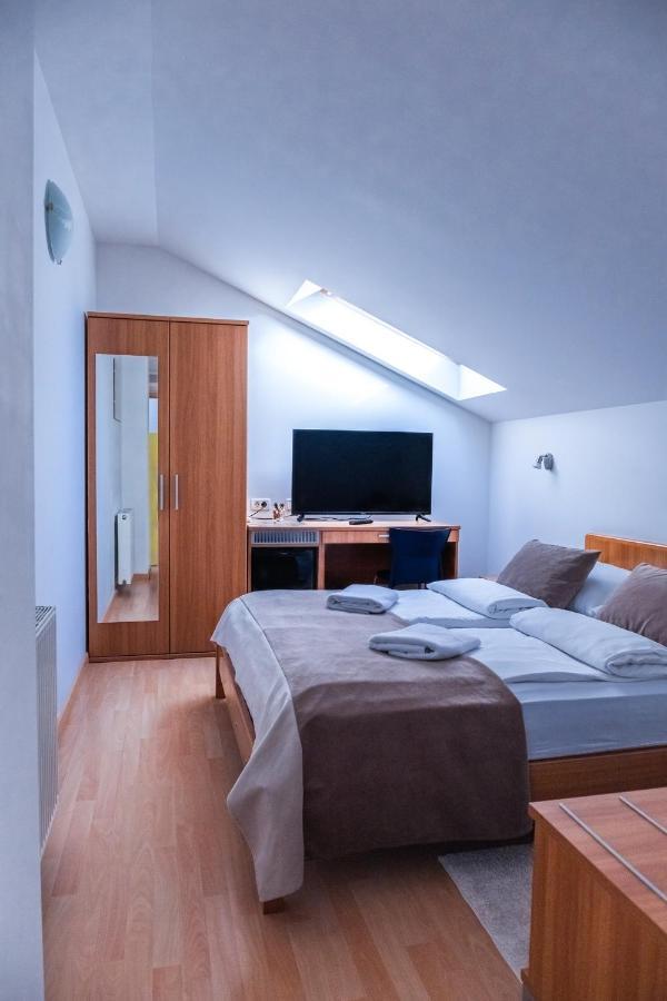 Garni Hotel Keltika Izola Eksteriør bilde