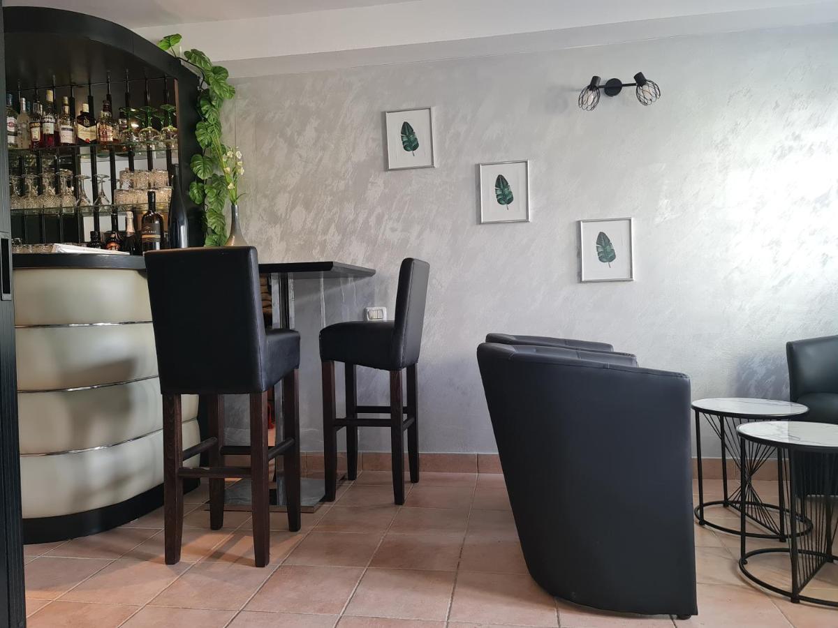 Garni Hotel Keltika Izola Eksteriør bilde