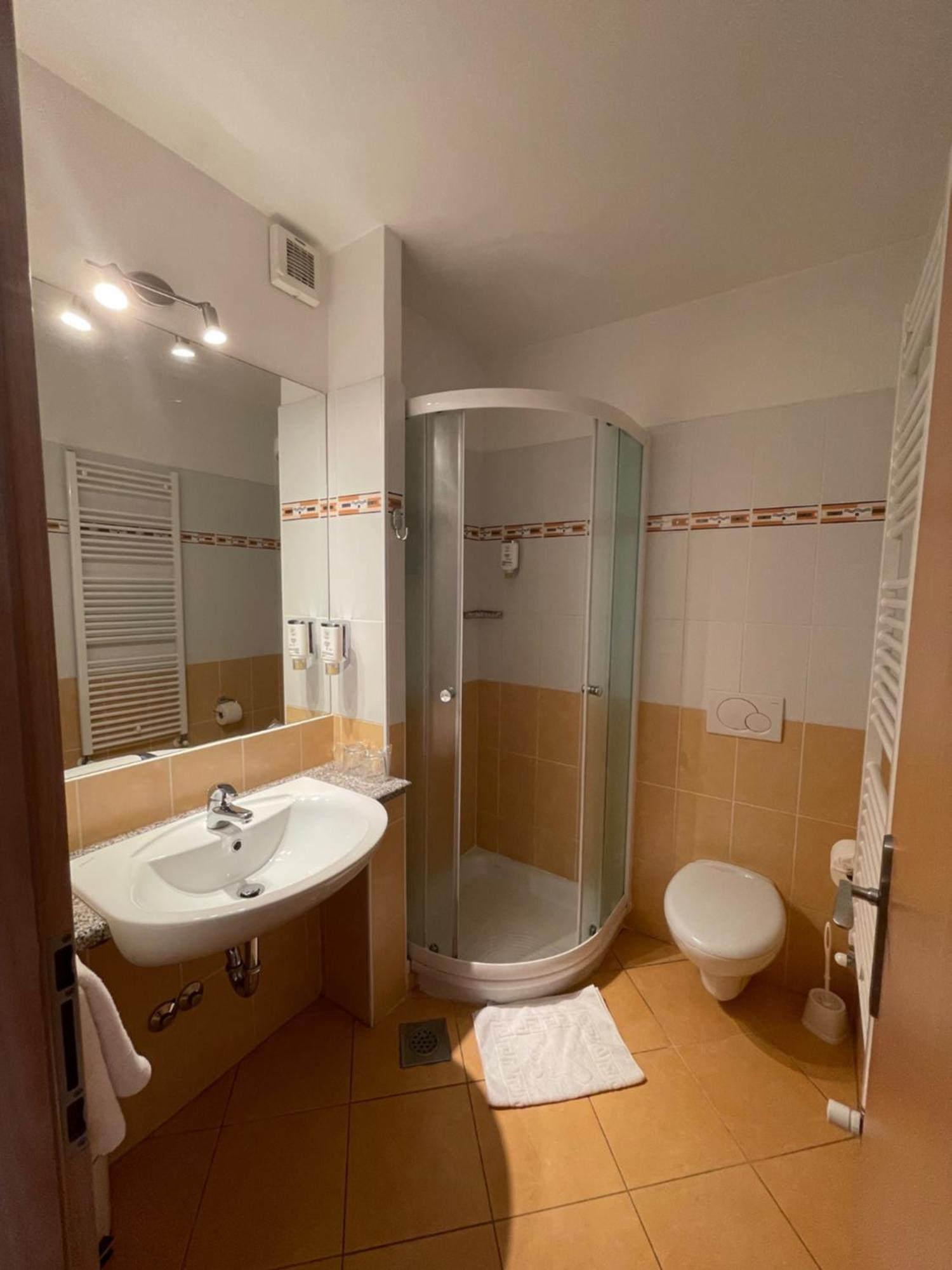 Garni Hotel Keltika Izola Eksteriør bilde