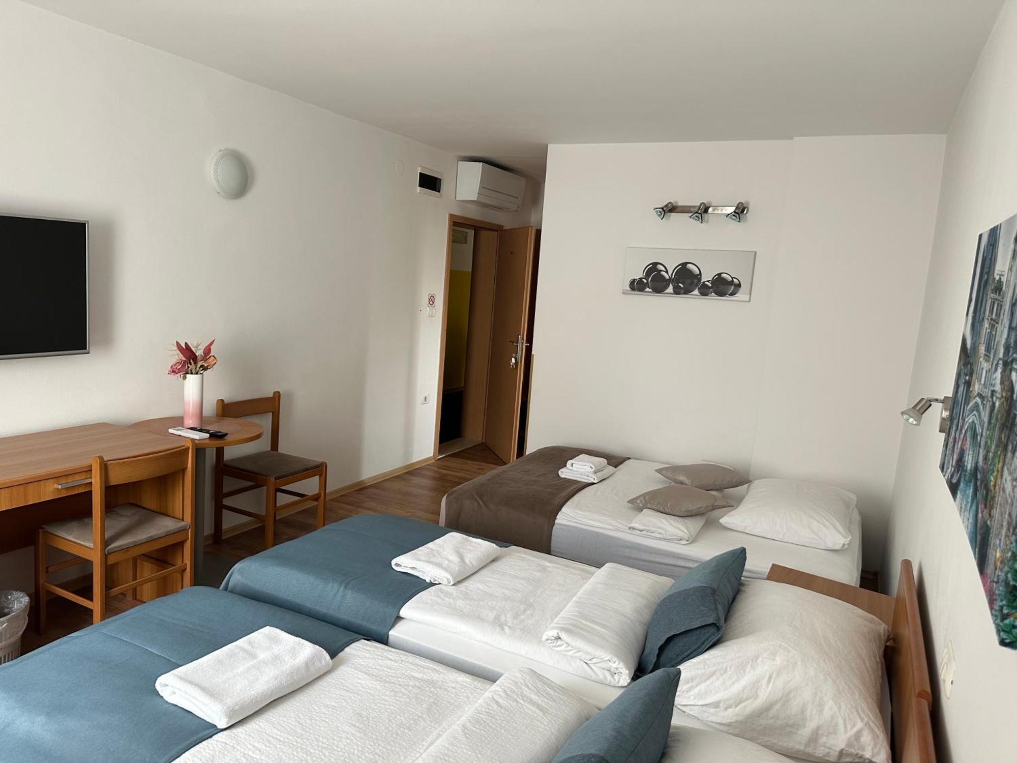 Garni Hotel Keltika Izola Eksteriør bilde